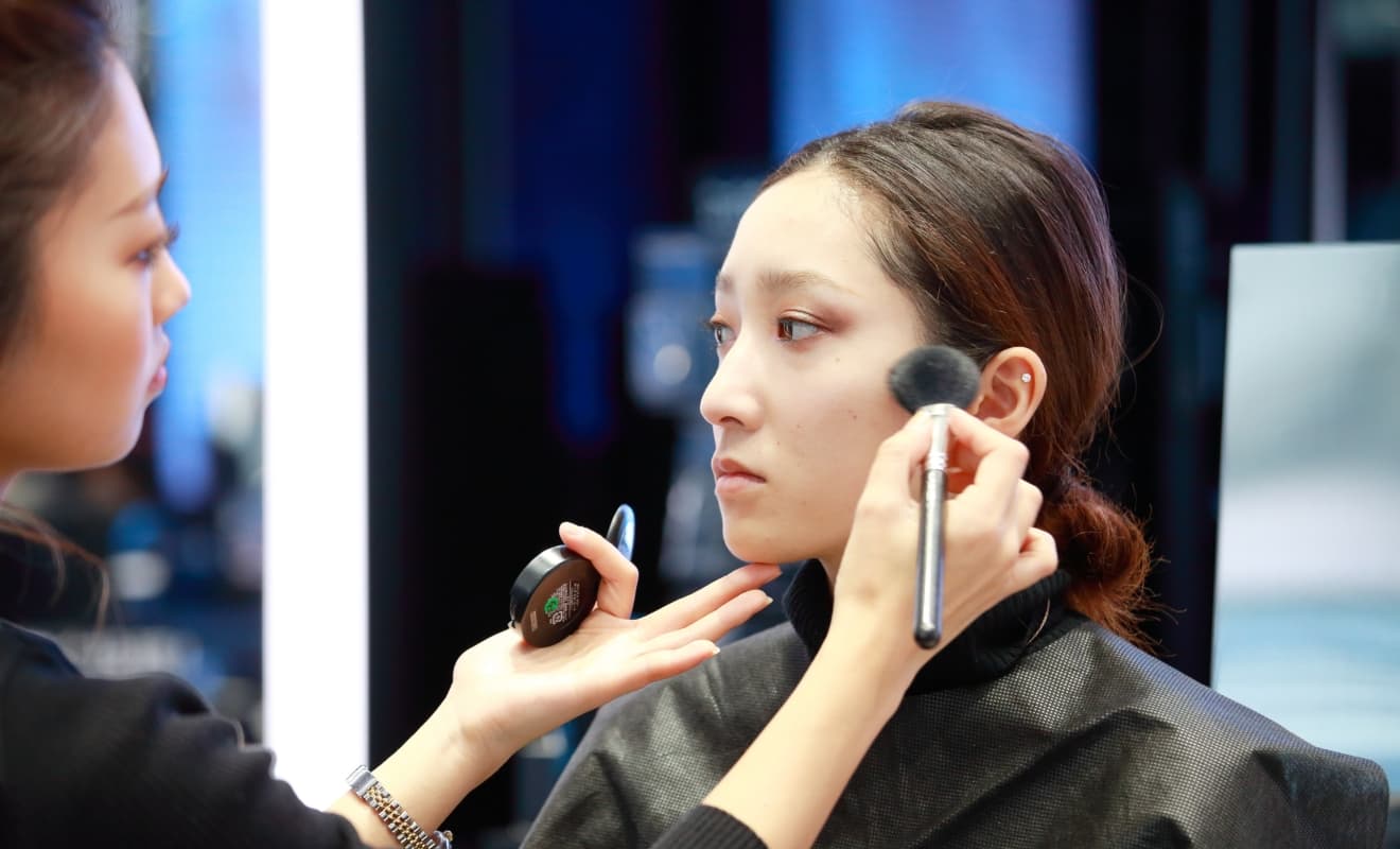 ビューティアドバイザー