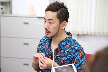 学校ブログ みんなプロの手元にくぎづけ オネェネイリストgenkiさんの 学校ブログ みんなプロの手元にくぎづけ オネェネイリストgenkiさんの